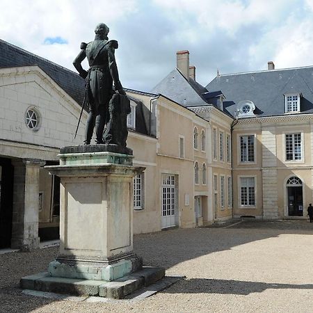Maison D'Hotes De Charme - Au Lys Blanc Châteauroux Exteriör bild